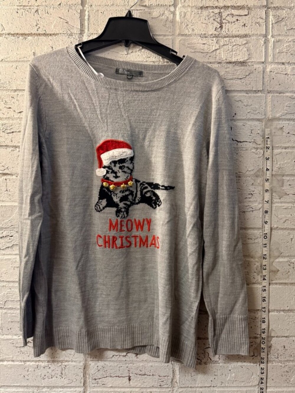 89th & Madison Womens L Meowy Christmas Cat Gray Holiday Sweater Jingle Bells